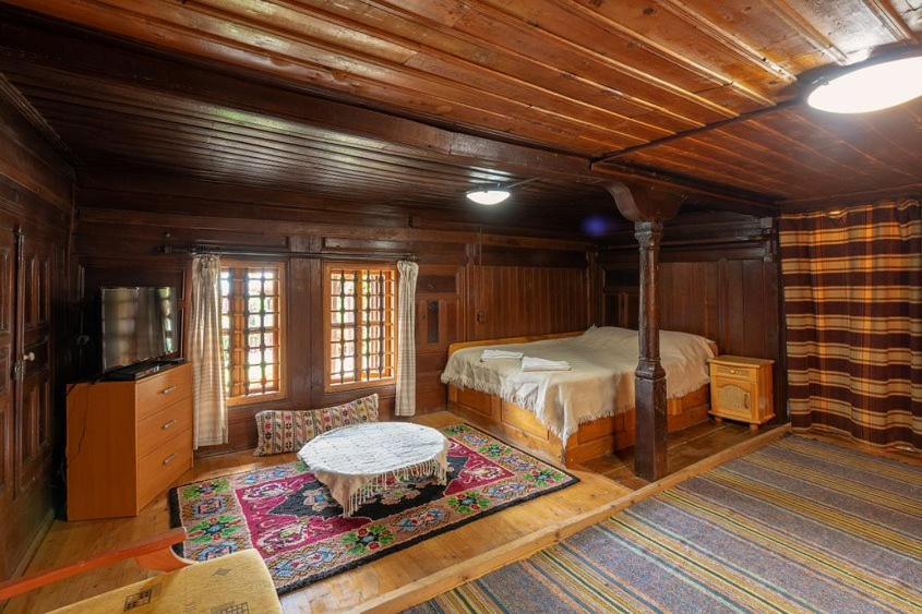 Guest House Zarkova Kushta Zheravna ภายนอก รูปภาพ